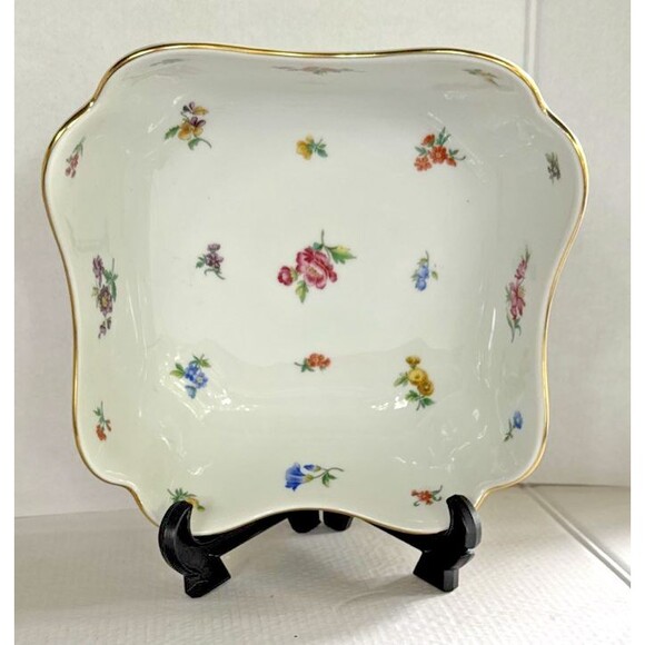 Hutschenreuther Mirabell Square Vegetable Serving Bowl 8” Maria Theresia MINT - Picture 1 of 5